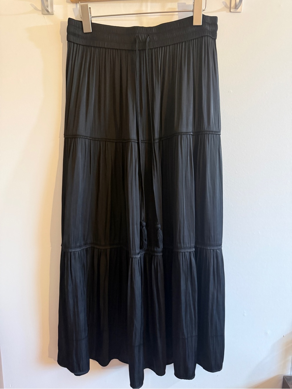 Joie Black Satin Tiered Maxi Skirt Elastic Waist Drawstring Boho Size Large